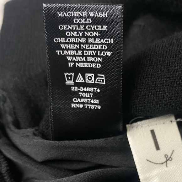 NWT Ann Taylor Black Embellished Sweater Size Medium - Picture 6 of 7